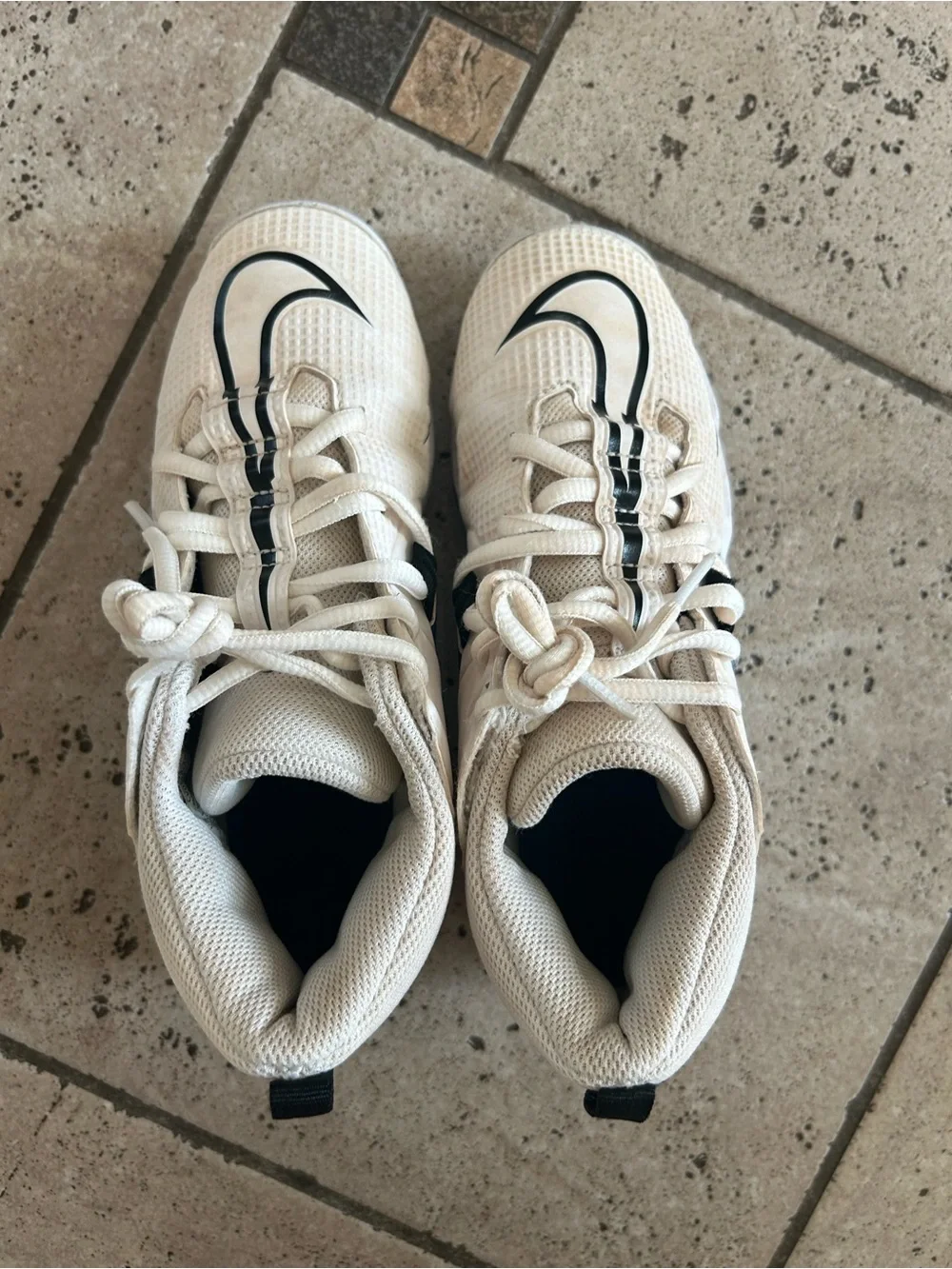 Like new Nike kids soccer cleats size 3
